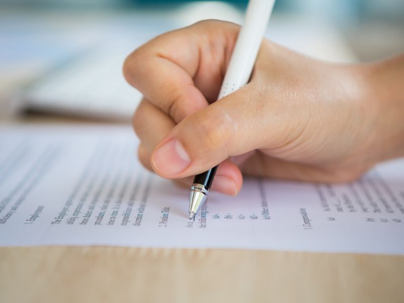 A Importância da Leitura Crítica no ENEM: interpretação ativa de textos e questões